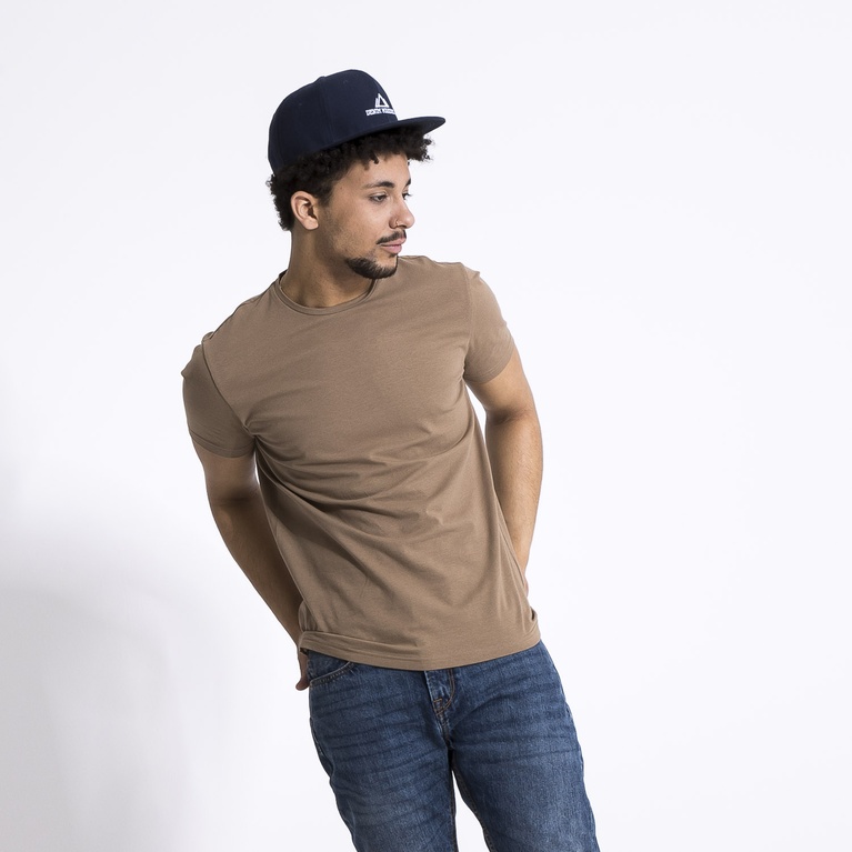T-shirt U-neck "Casper" T-shirt U-neck "Casper"